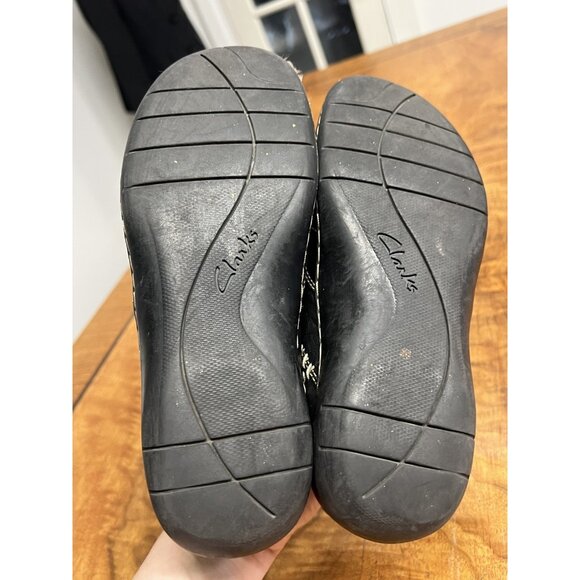 UnStructured By Clarks Women's 7 Shoes Black Leather Hippie Boho Button Loafers - Picture 4 of 5